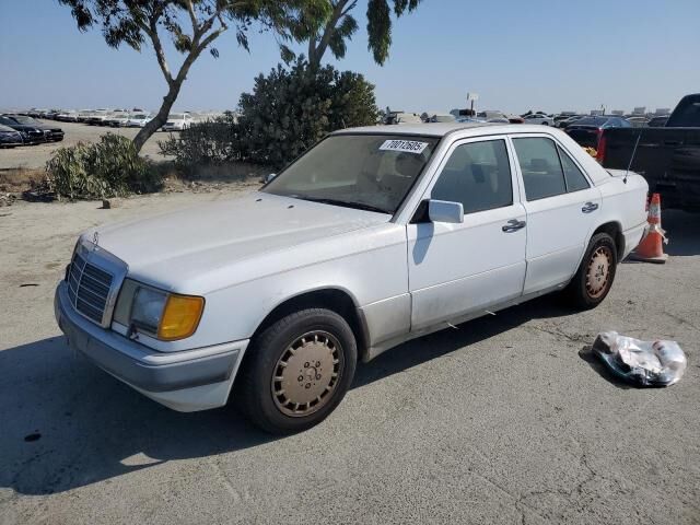 Mercedes-Benz 300