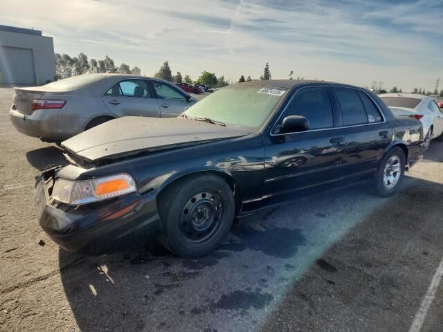 Ford Crown Victoria