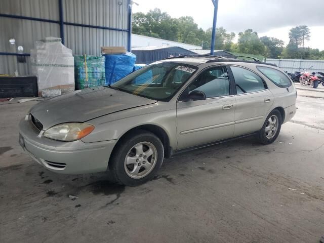 Ford Taurus