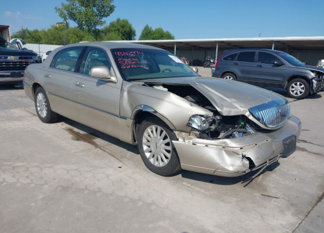 Lincoln Town Car