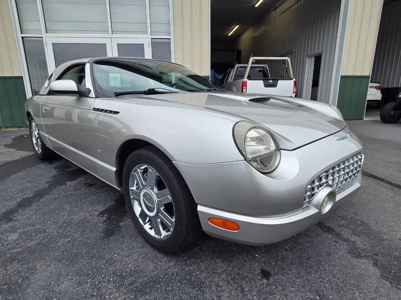 2004 FORD Thunderbird