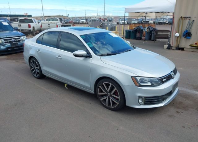2013 VOLKSWAGEN Jetta