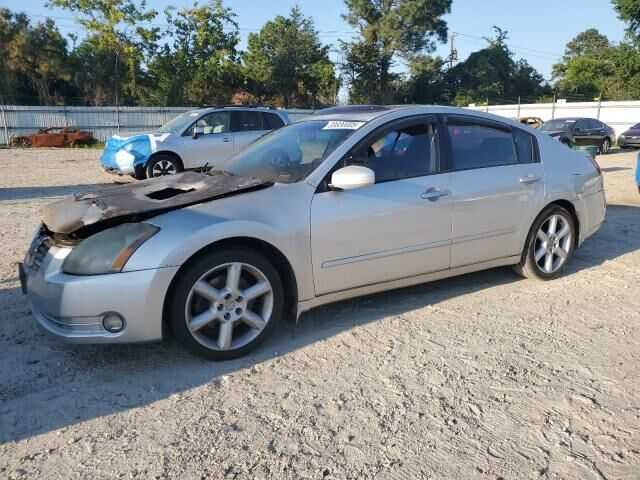 Nissan Maxima