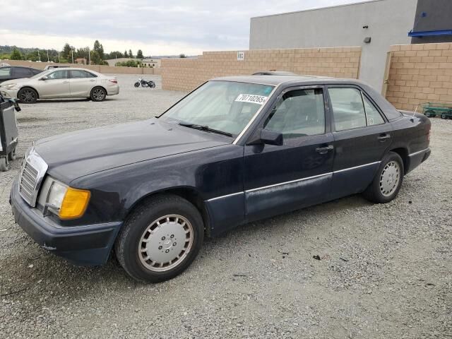 Mercedes-Benz 300