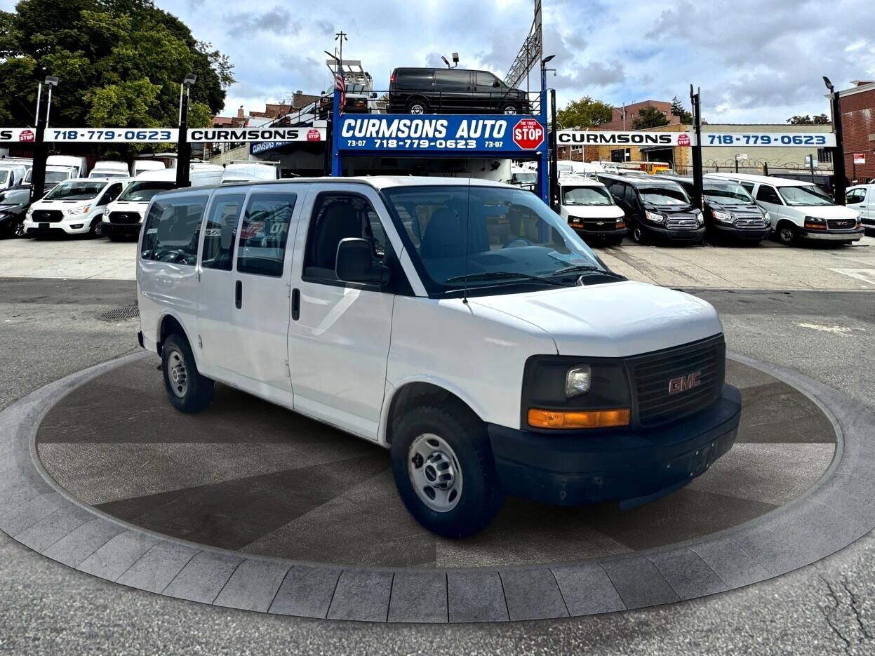 GMC Savana
