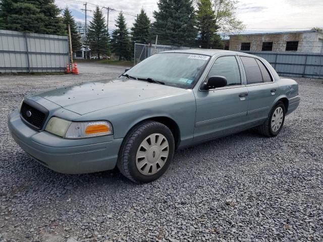 Ford Crown Victoria