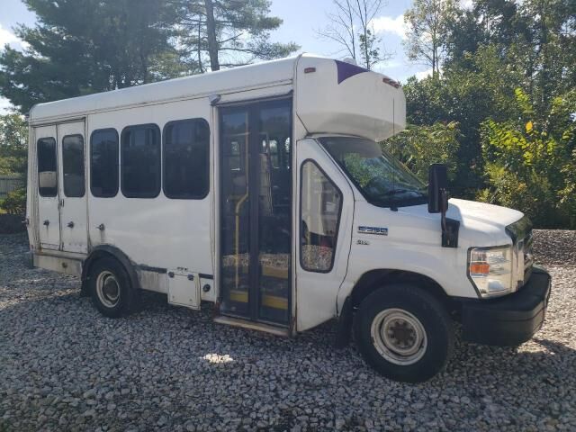 Ford E-350