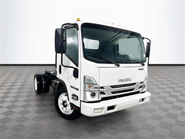 2026 ISUZU NPR/NPR-HD