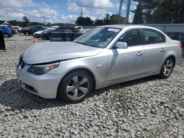 BMW 525i