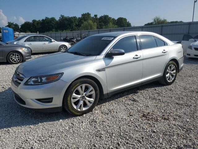 Ford Taurus