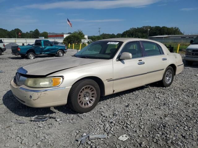 Lincoln Town Car