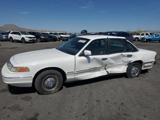 Ford Crown Victoria