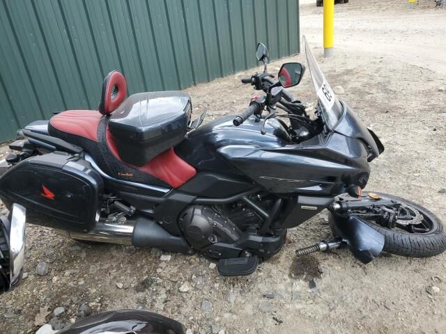 Honda CTX700