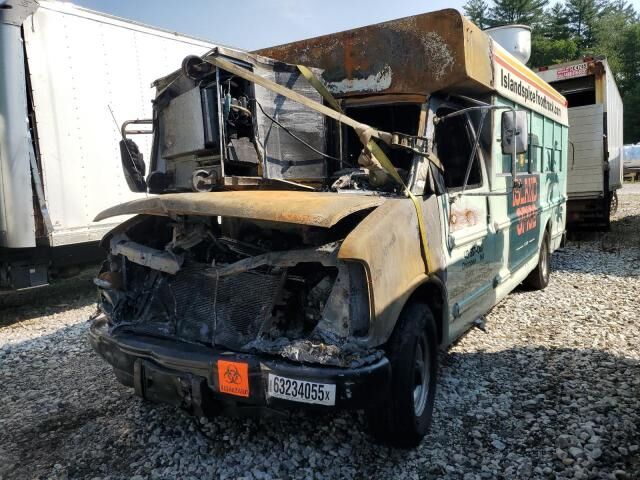 GMC Savana