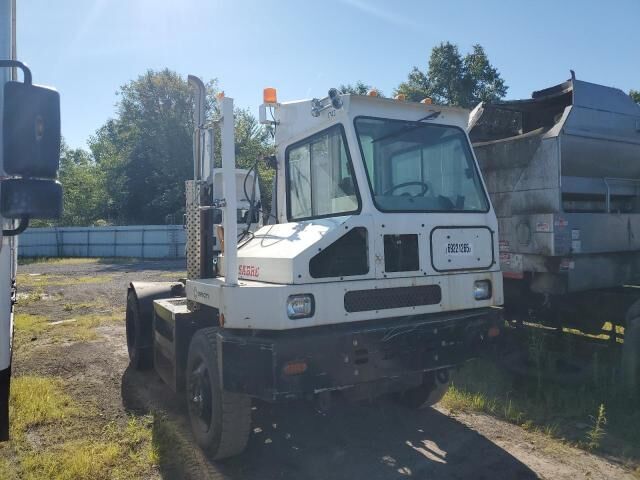 2017 CAPACITY TRUCKS Sabre5