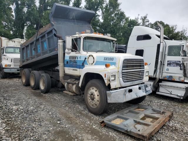 Ford LT9000