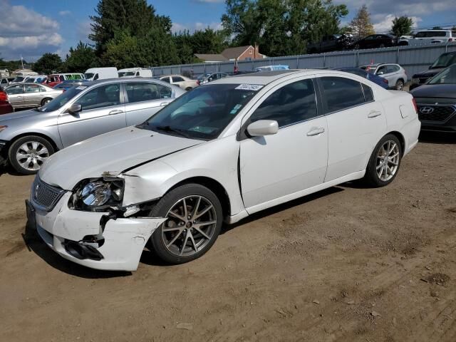 Mitsubishi Galant