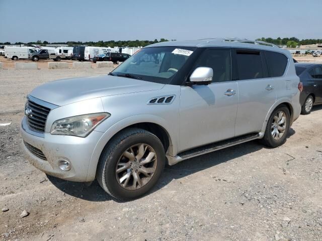 Infiniti QX56