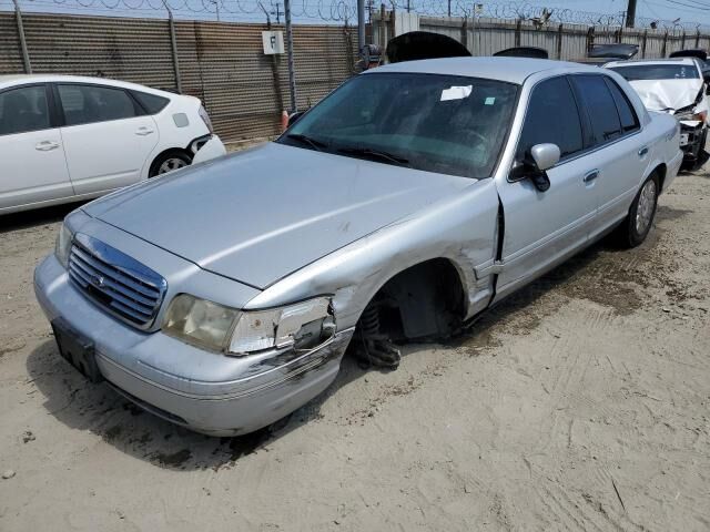 Ford Crown Victoria