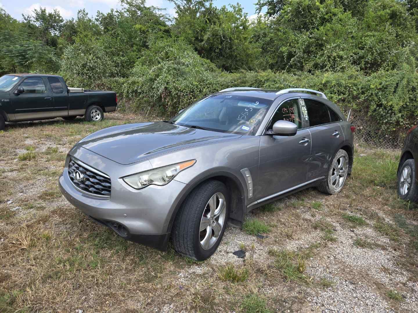 Infiniti FX35