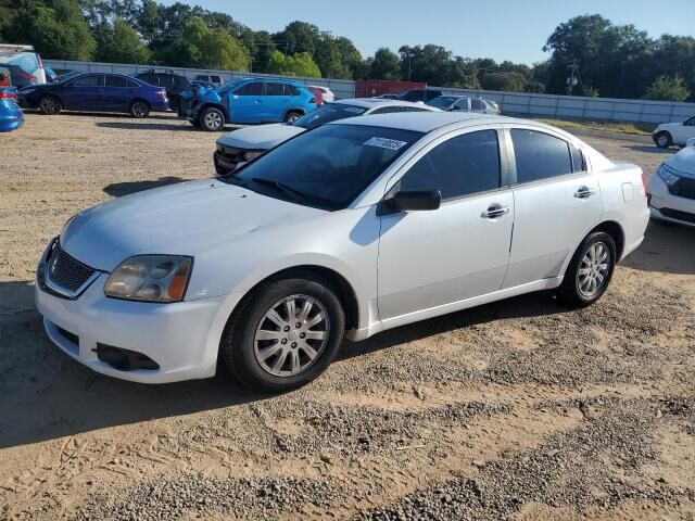 Mitsubishi Galant