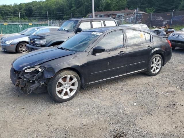 Nissan Maxima