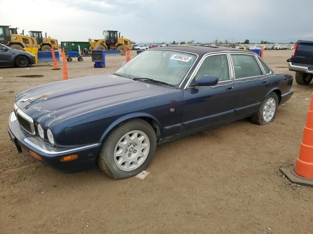 Jaguar XJ8