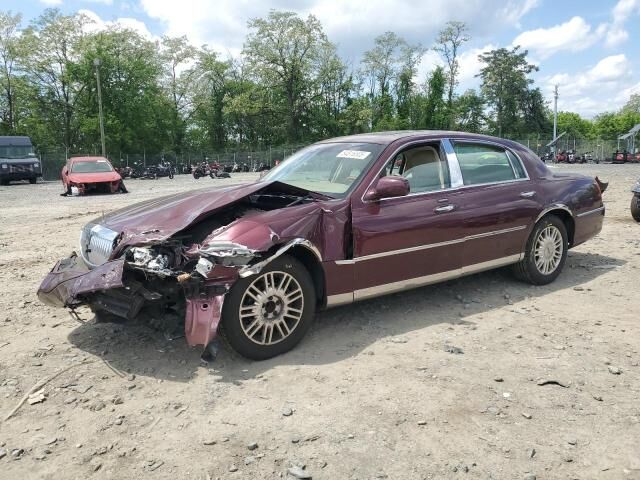 Lincoln Town Car