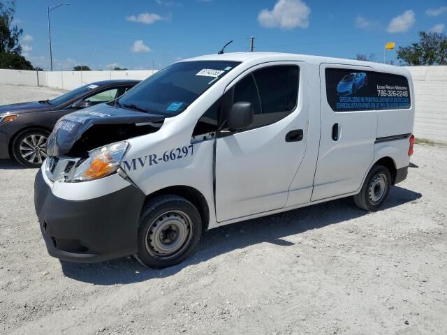 Nissan NV200