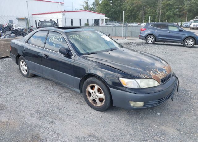 Lexus ES
