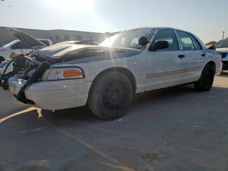 Ford Crown Victoria