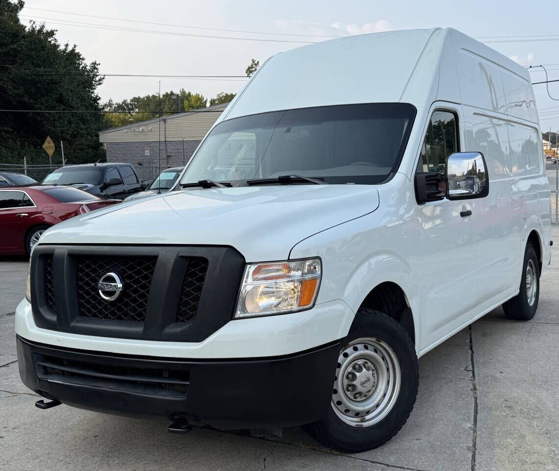 Nissan NV