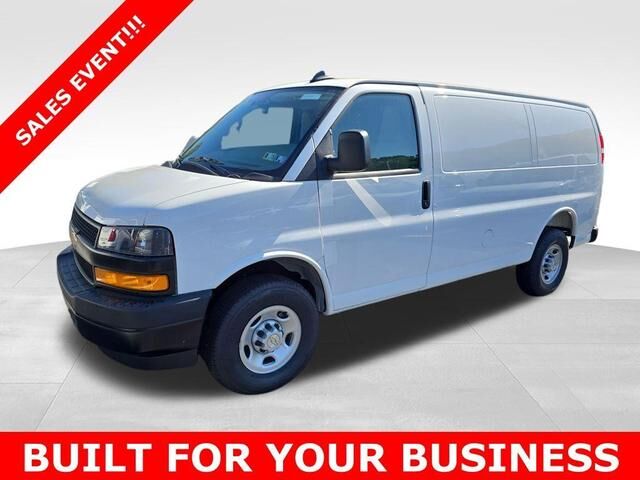 2025 CHEVROLET Express