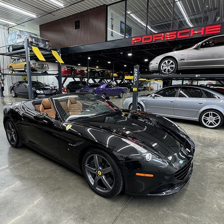 2015 FERRARI California T