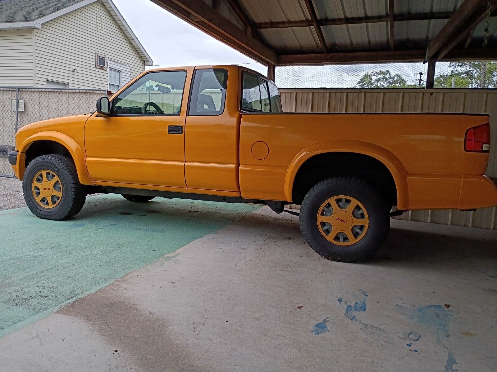 GMC Sonoma