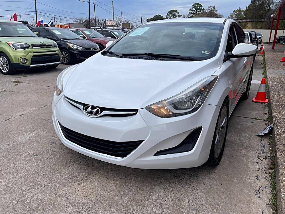 2015 HYUNDAI Elantra