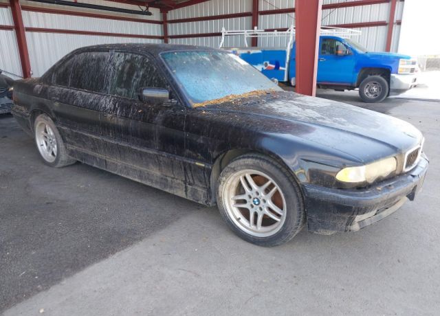 BMW 740i