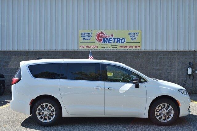 2026 CHRYSLER Pacifica