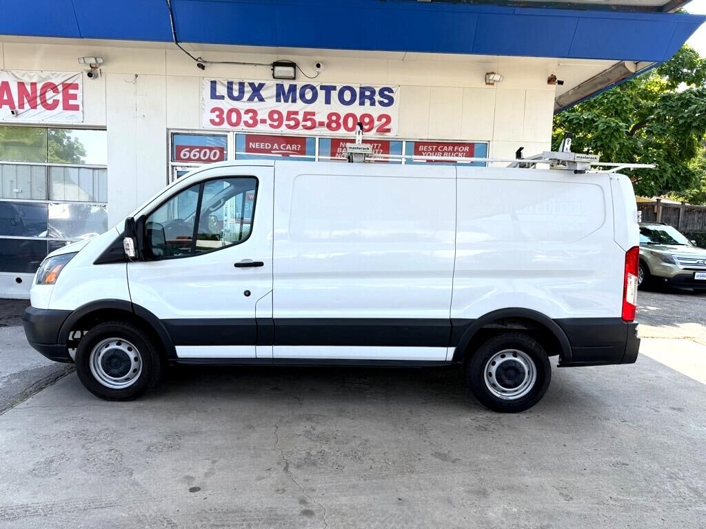 2015 FORD Transit