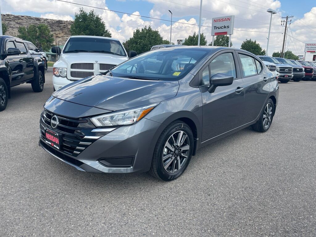 2025 NISSAN Versa