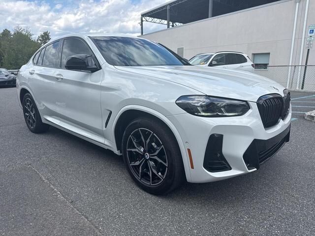 2023 BMW X4