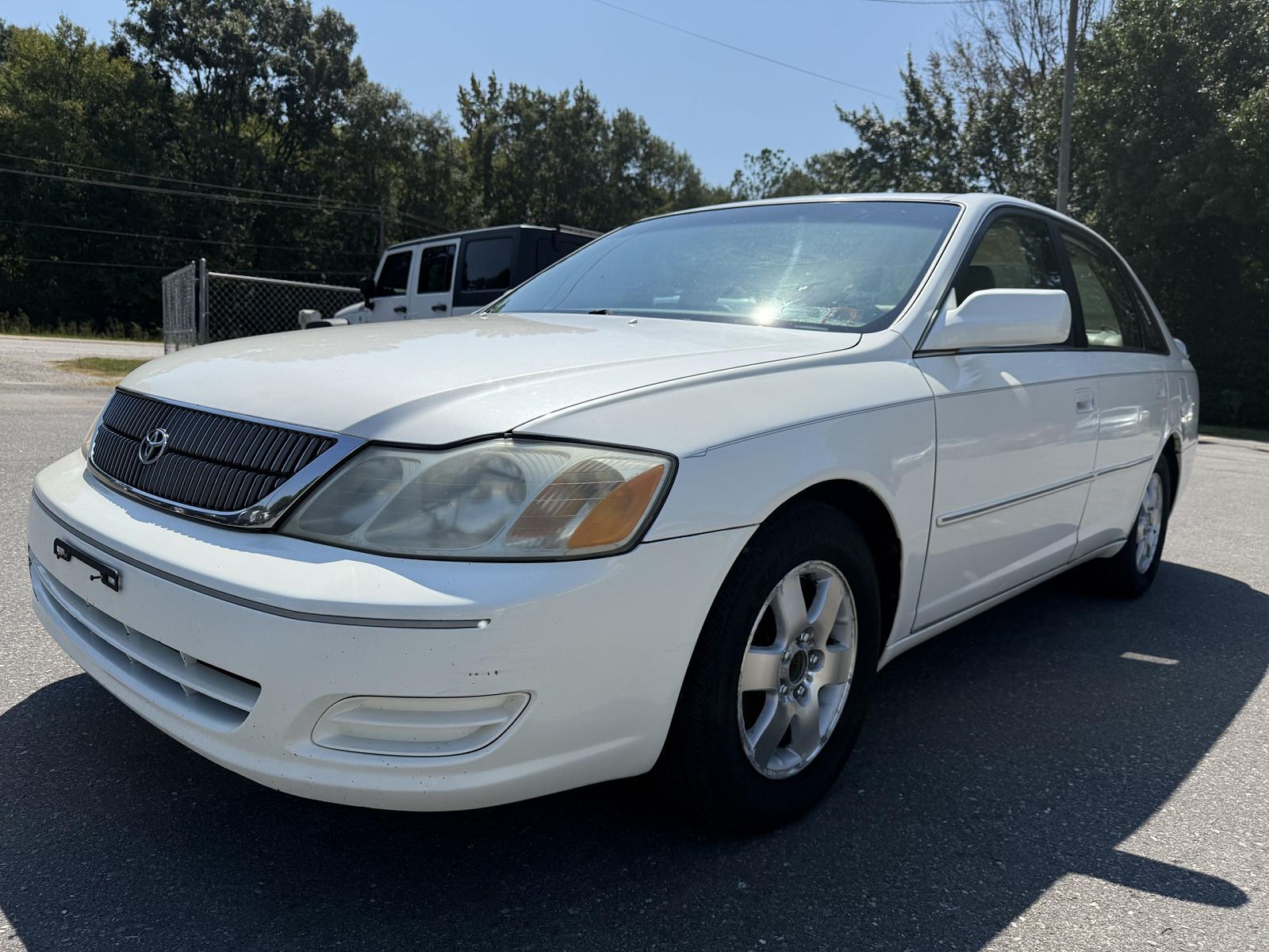 2002 TOYOTA Avalon