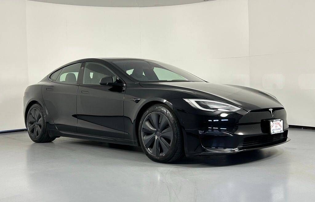 2021 TESLA Model S