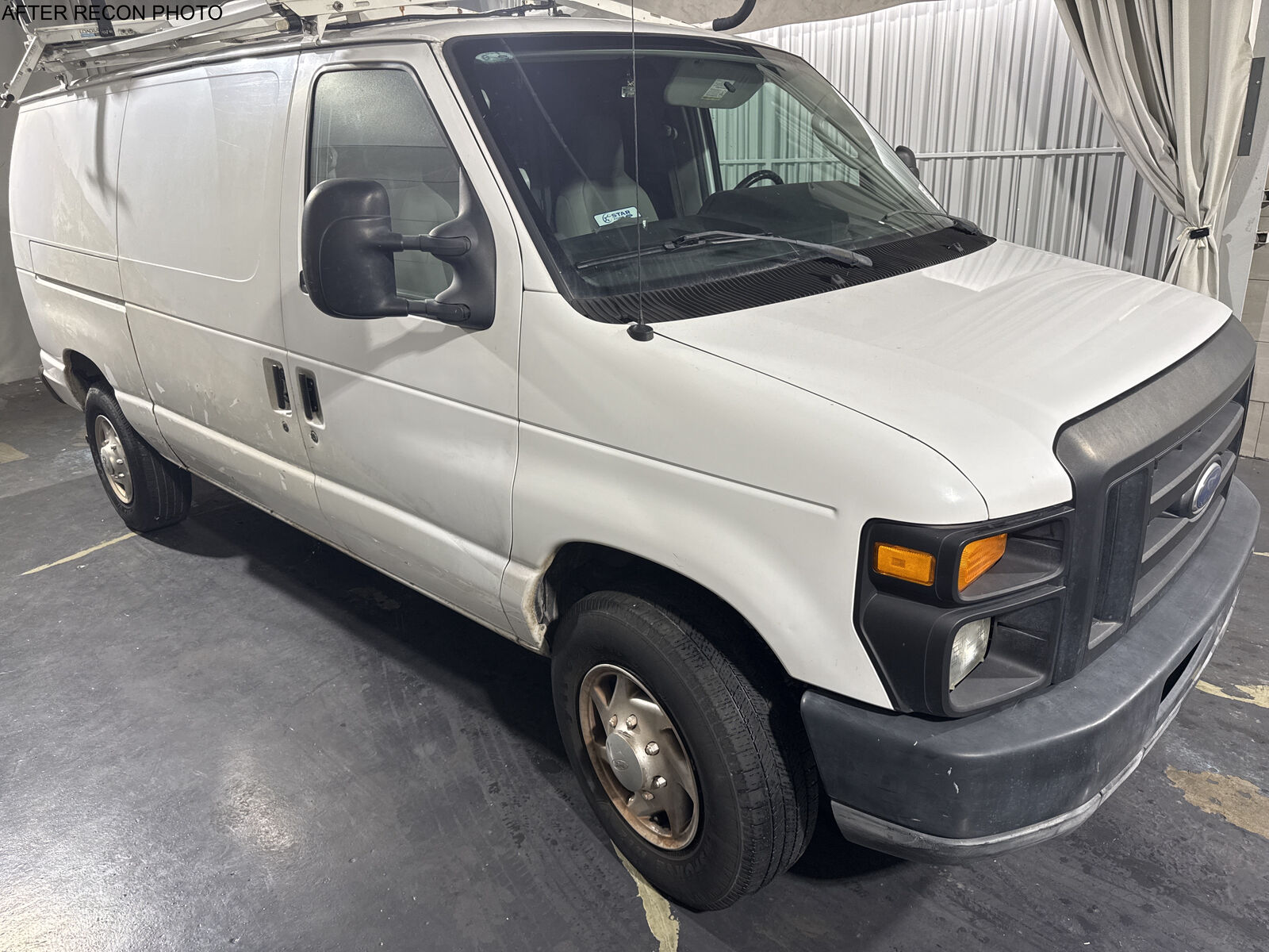 Ford E-250
