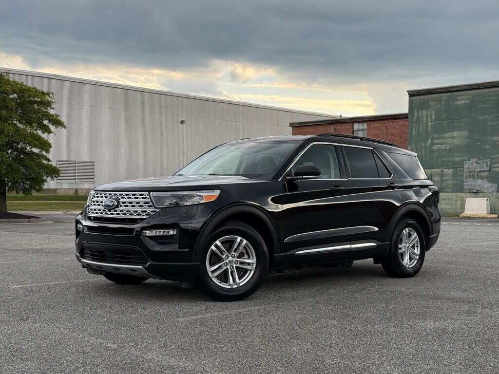 2020 FORD Explorer