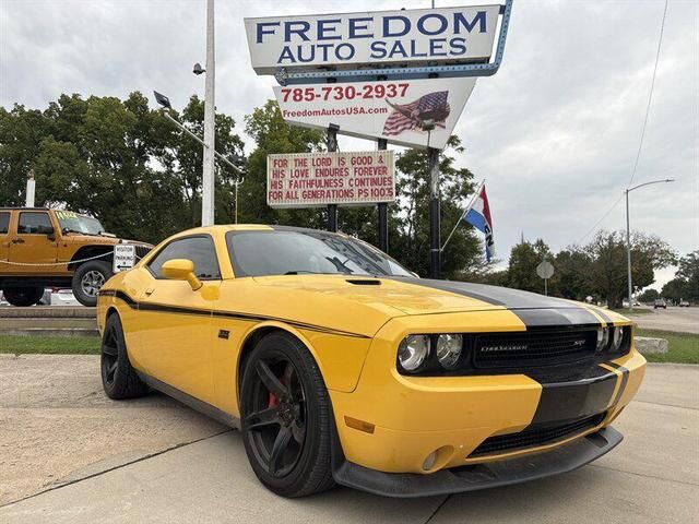 2012 DODGE Challenger