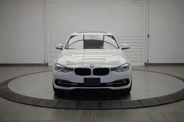 2018 BMW 330i