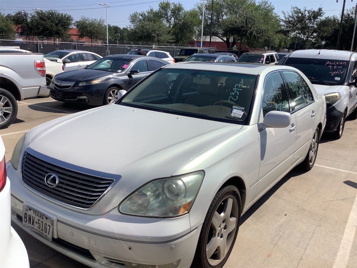 Lexus LS
