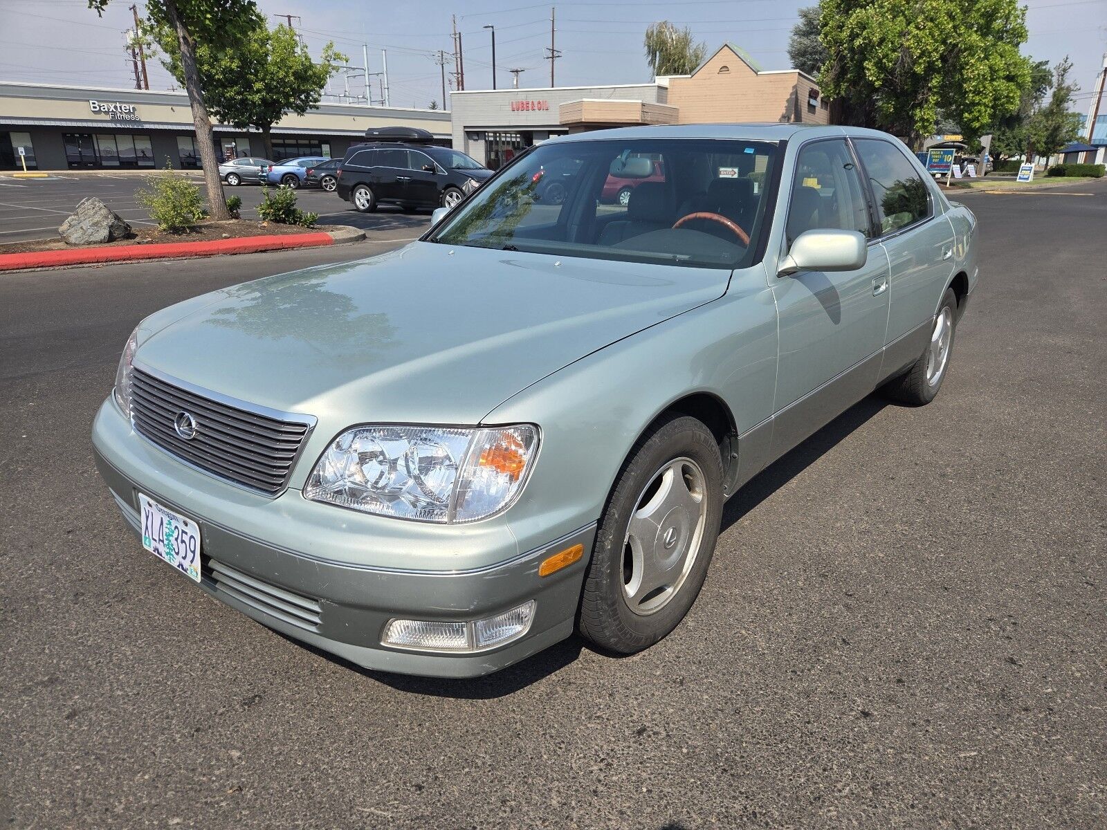 Lexus LS