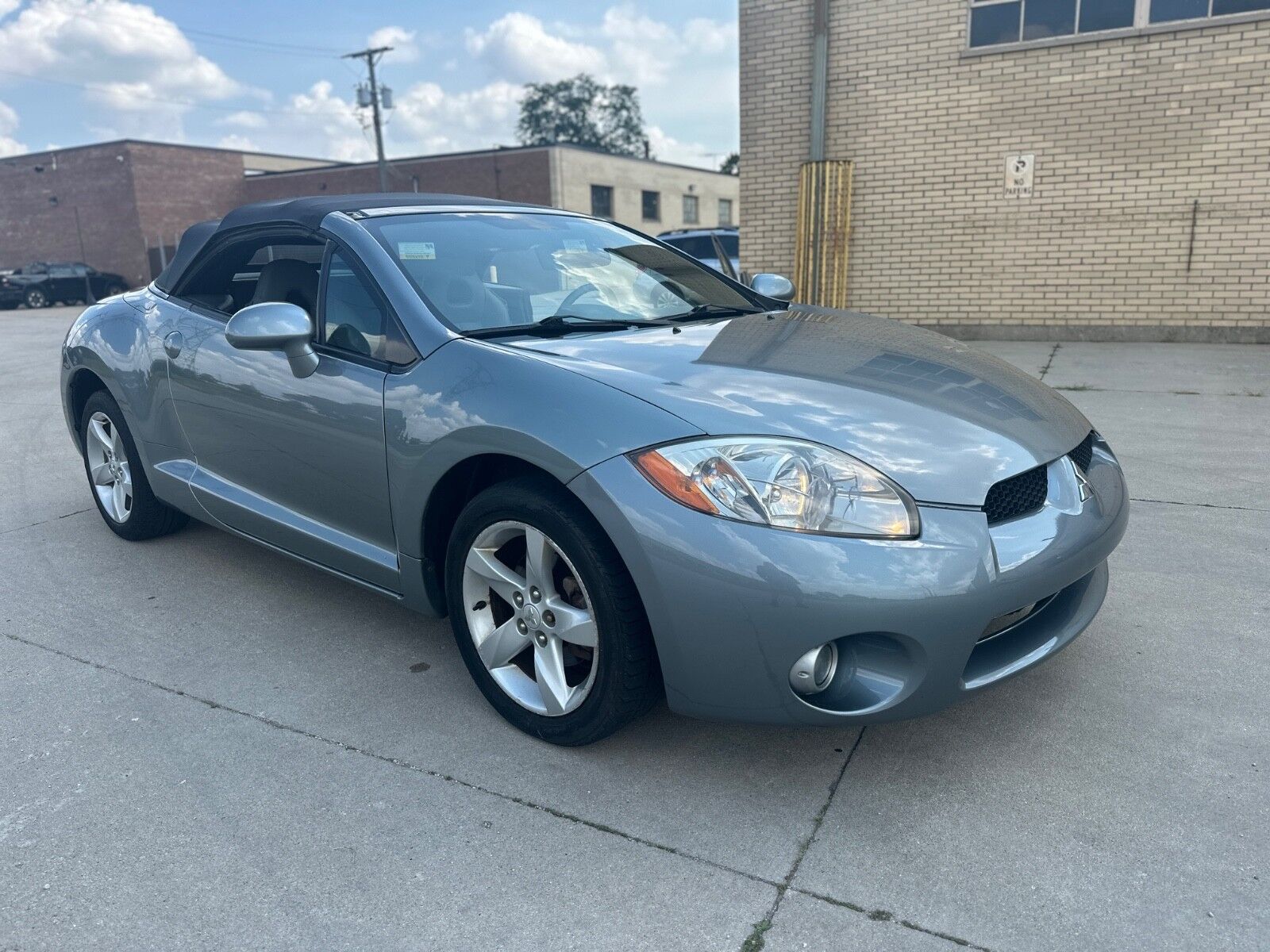 Mitsubishi Eclipse